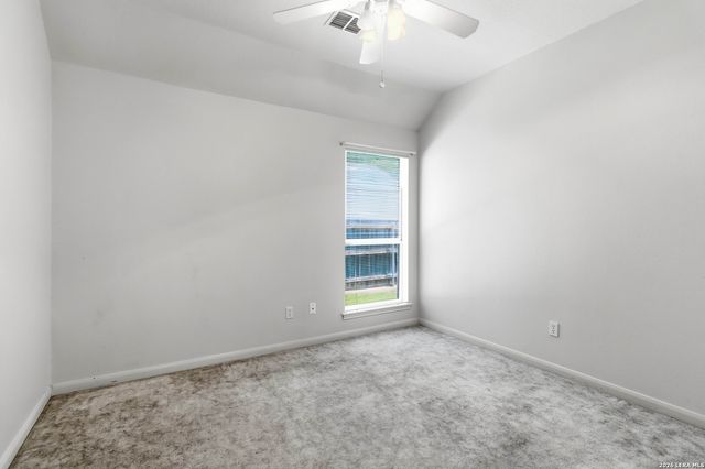 8408 TRACINEY BLVD, San Antonio, TX 78255