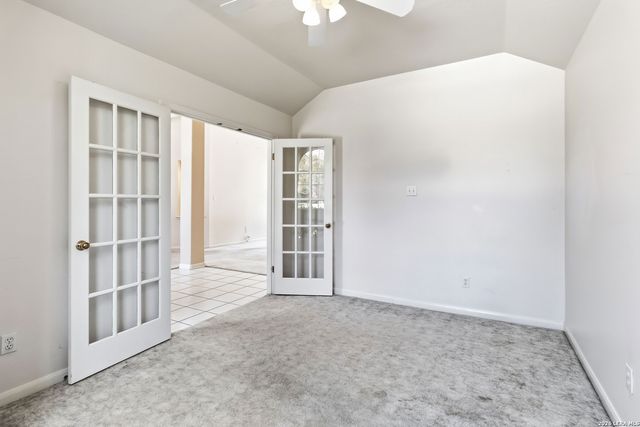8408 TRACINEY BLVD, San Antonio, TX 78255