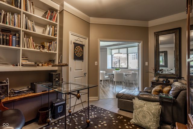 225 N New Jersey Street 42, Indianapolis, IN 46204