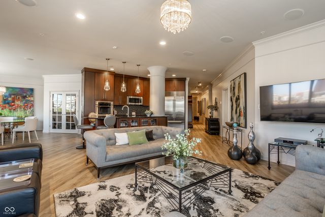 225 N New Jersey Street 42, Indianapolis, IN 46204