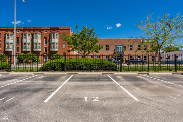 225 N New Jersey Street 42, Indianapolis, IN 46204