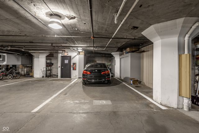 225 N New Jersey Street 42, Indianapolis, IN 46204