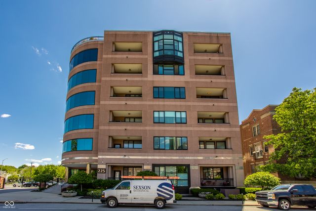 225 N New Jersey Street 42, Indianapolis, IN 46204