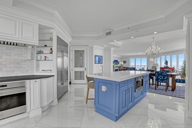 3920 N Ocean Drive 9b, Singer Island, FL 33404
