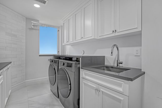 3920 N Ocean Drive 9b, Singer Island, FL 33404