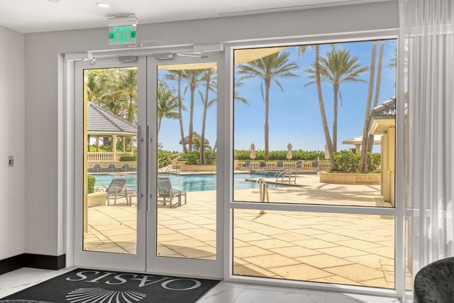 3920 N Ocean Drive 9b, Singer Island, FL 33404