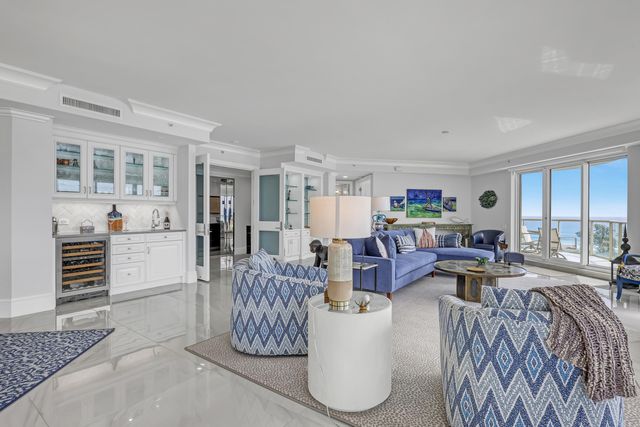 3920 N Ocean Drive 9b, Singer Island, FL 33404