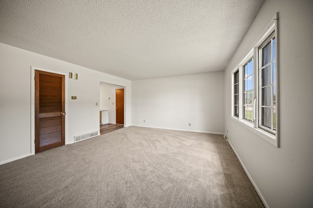 2009 53rd Street, Moline, IL 61265
