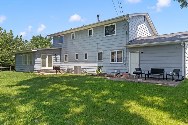 2009 53rd Street, Moline, IL 61265