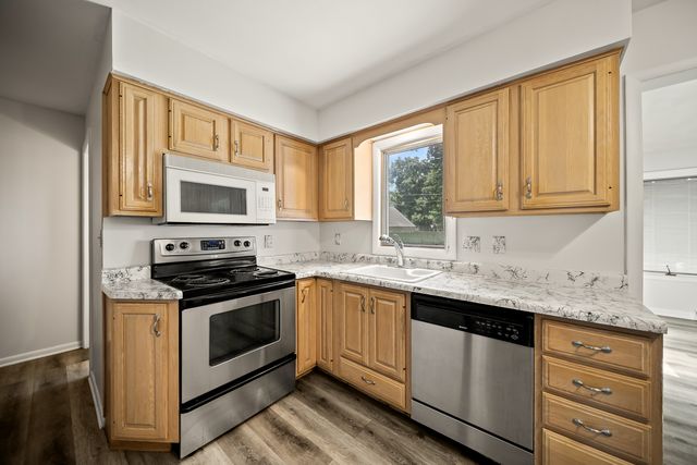 2009 53rd Street, Moline, IL 61265