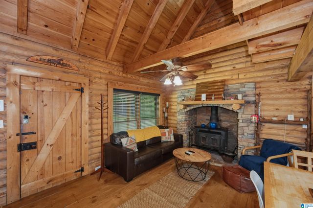 1594 VIRGINIA LANE, Hueytown, AL 35023