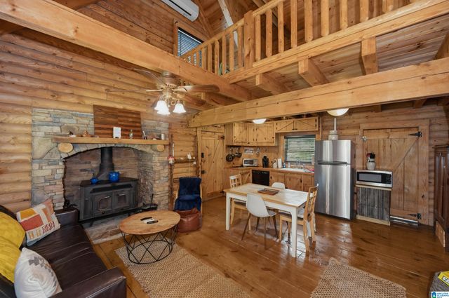 1594 VIRGINIA LANE, Hueytown, AL 35023