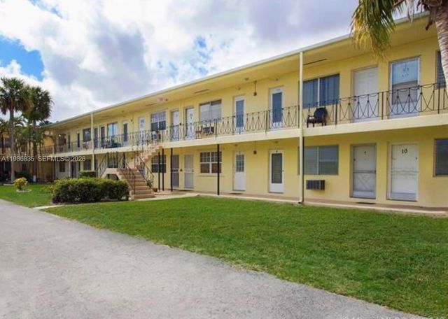 70 NW 77th St 9, Miami, FL 33150