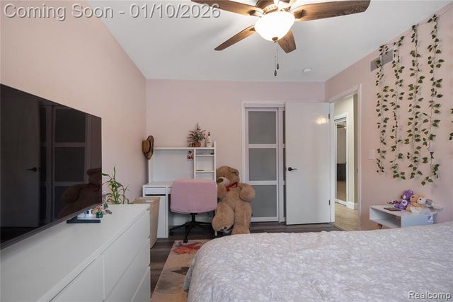 2443 Carriage Way, Ypsilanti, MI 48197