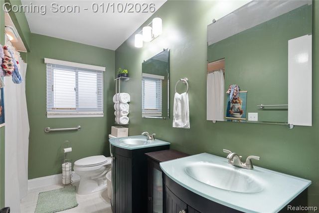 2443 Carriage Way, Ypsilanti, MI 48197