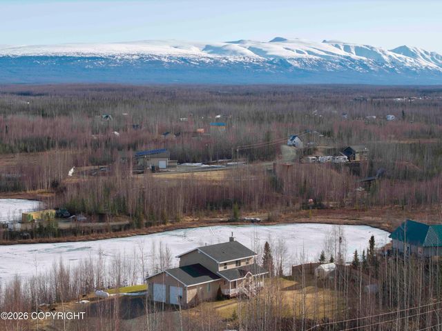 14155 W Cozy Ridge Road, Big Lake, AK 99652