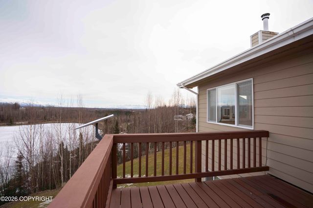 14155 W Cozy Ridge Road, Big Lake, AK 99652