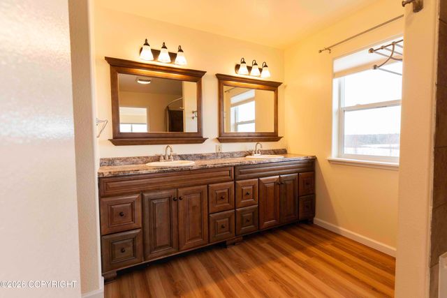 14155 W Cozy Ridge Road, Big Lake, AK 99652