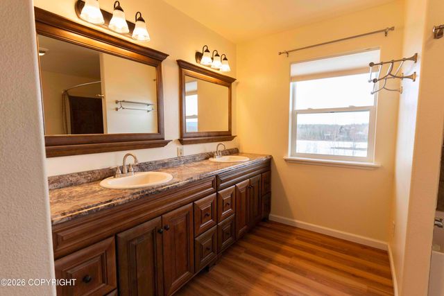 14155 W Cozy Ridge Road, Big Lake, AK 99652