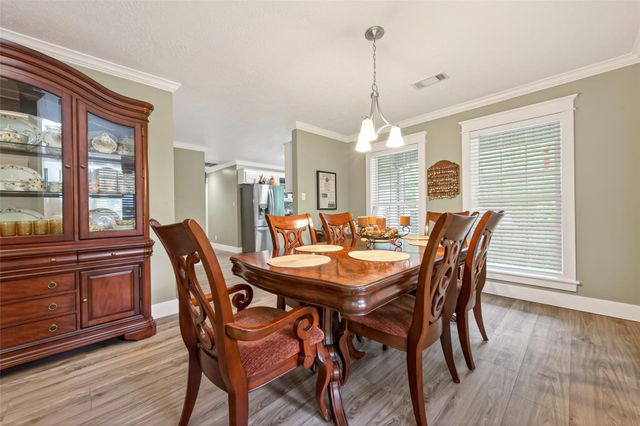 130 N Fairway Loop, Coldspring, TX 77331