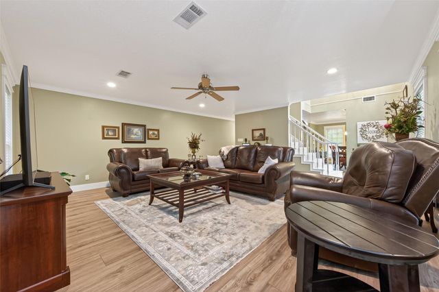 130 N Fairway Loop, Coldspring, TX 77331