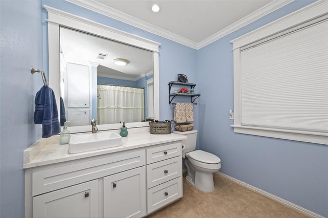 130 N Fairway Loop, Coldspring, TX 77331