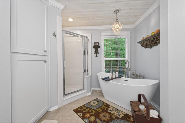 130 N Fairway Loop, Coldspring, TX 77331