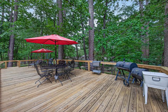 130 N Fairway Loop, Coldspring, TX 77331