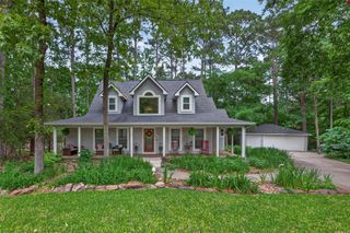130 N Fairway Loop, Coldspring, TX 77331