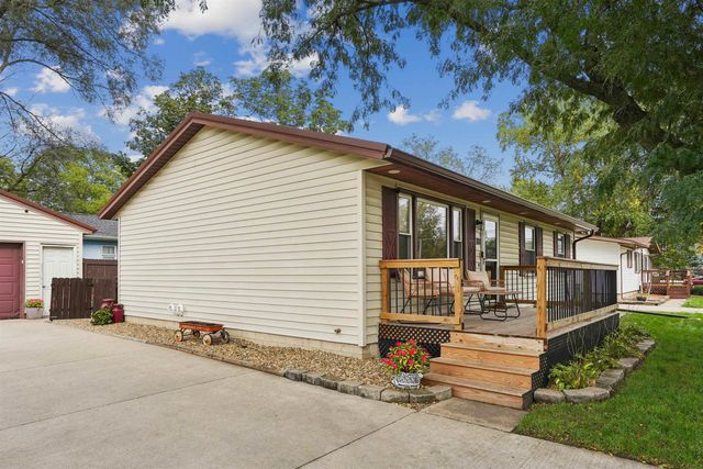 118 St. Croix Drive, Waterloo, IA 50703