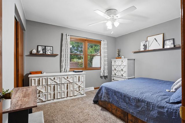 118 St. Croix Drive, Waterloo, IA 50703