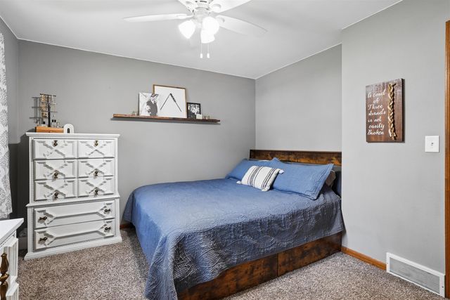 118 St. Croix Drive, Waterloo, IA 50703