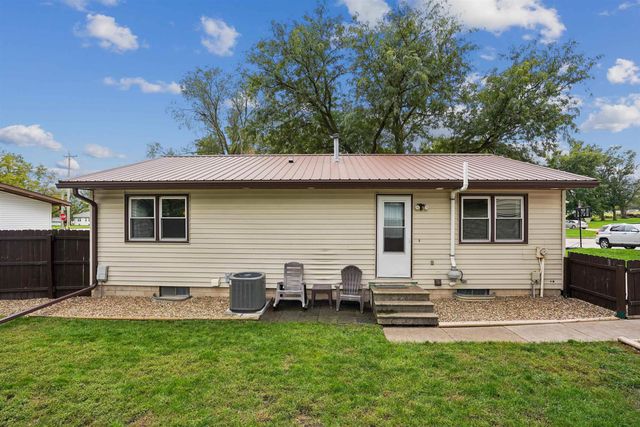 118 St. Croix Drive, Waterloo, IA 50703