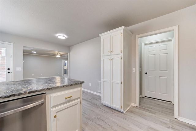 2371 Holden Lane, Blanchard, OK 73010