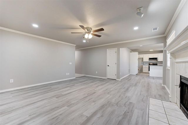 2371 Holden Lane, Blanchard, OK 73010
