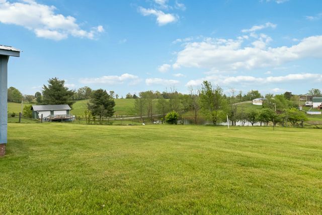 1058 E Highway 2792, Pine Knot, KY 42635