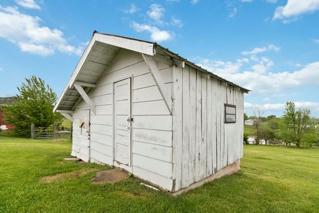 1058 E Highway 2792, Pine Knot, KY 42635