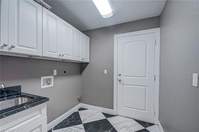 14110 Briar LN, Fort Myers, FL 33913