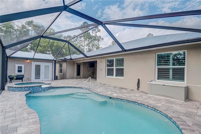 14110 Briar LN, Fort Myers, FL 33913