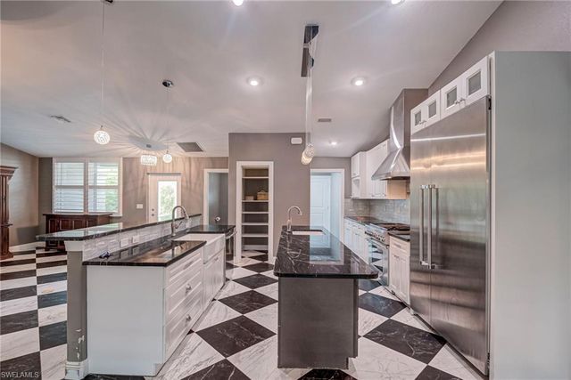 14110 Briar LN, Fort Myers, FL 33913