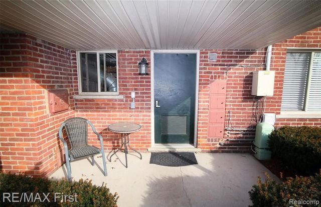 11386 Canal Road, Sterling Heights, MI 48314