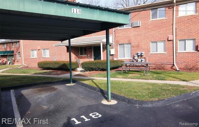 11386 Canal Road, Sterling Heights, MI 48314