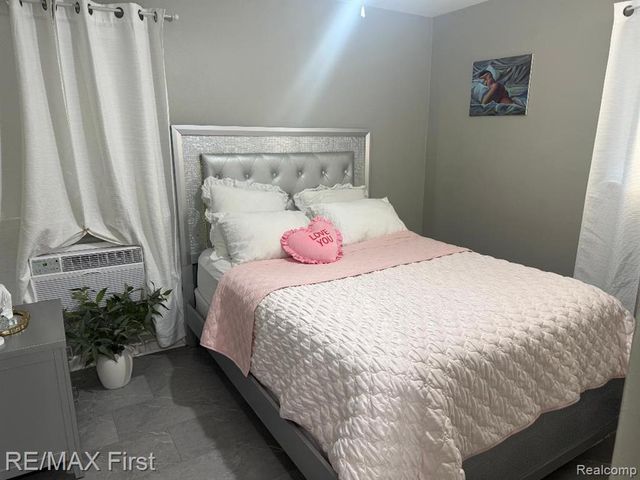 11386 Canal Road, Sterling Heights, MI 48314