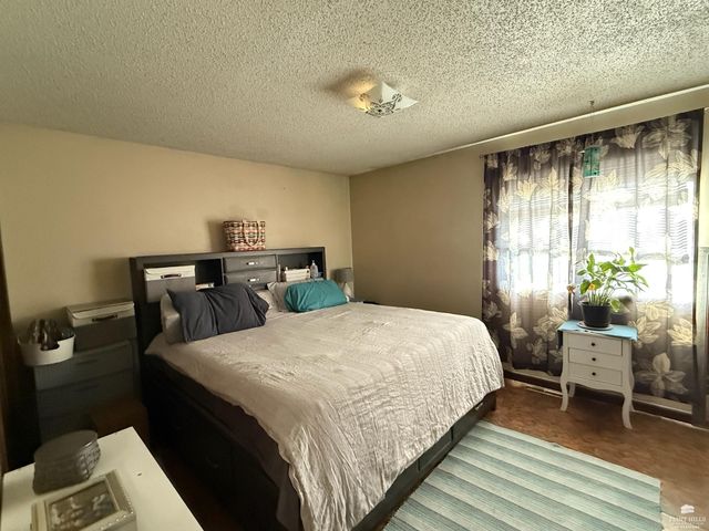 1717 Denholm, Manhattan, KS 66502