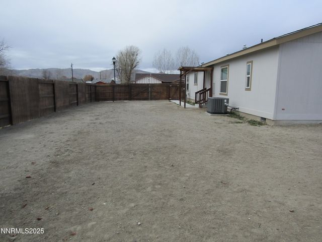 202 Quail Run Drive, Yerington, NV 89447