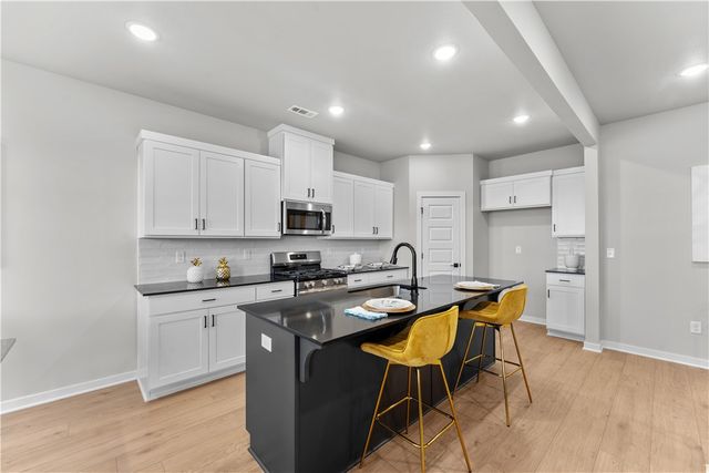 4807 SW Wakanda Street, Bentonville, AR 72713