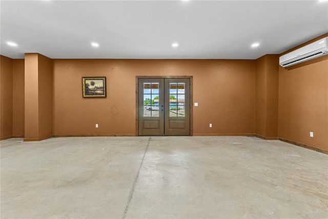 20500 N 2810 Road, Kingfisher, OK 73750