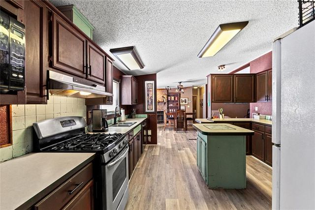 20500 N 2810 Road, Kingfisher, OK 73750