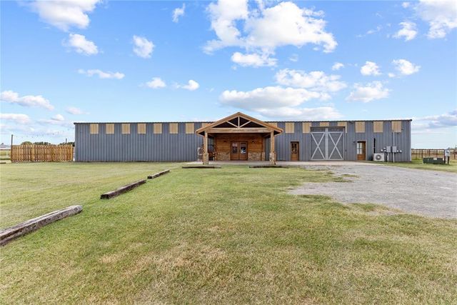 20500 N 2810 Road, Kingfisher, OK 73750