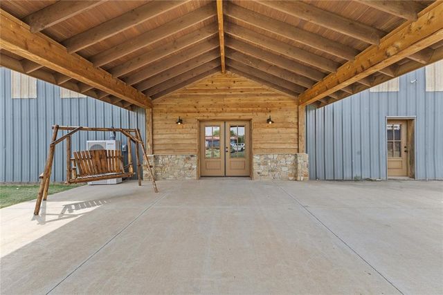 20500 N 2810 Road, Kingfisher, OK 73750